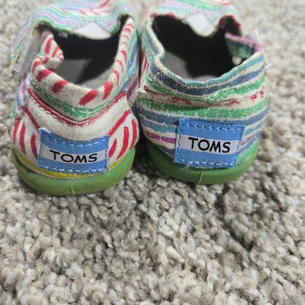 TOMS Tiny Alpargata Toddler Shoes | Rainbow Stripe Canvas | Size 5T